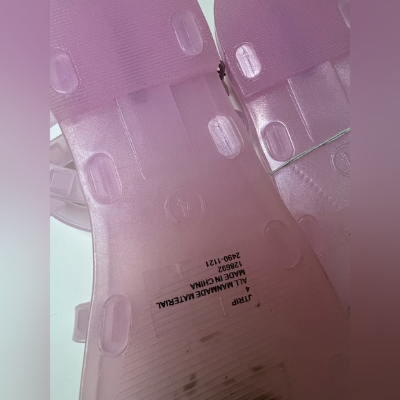 Steve Madden Girl’s Pastel Pink Jelly Sandals Size 4 Ankle Straps Buckles - Picture 5 of 7